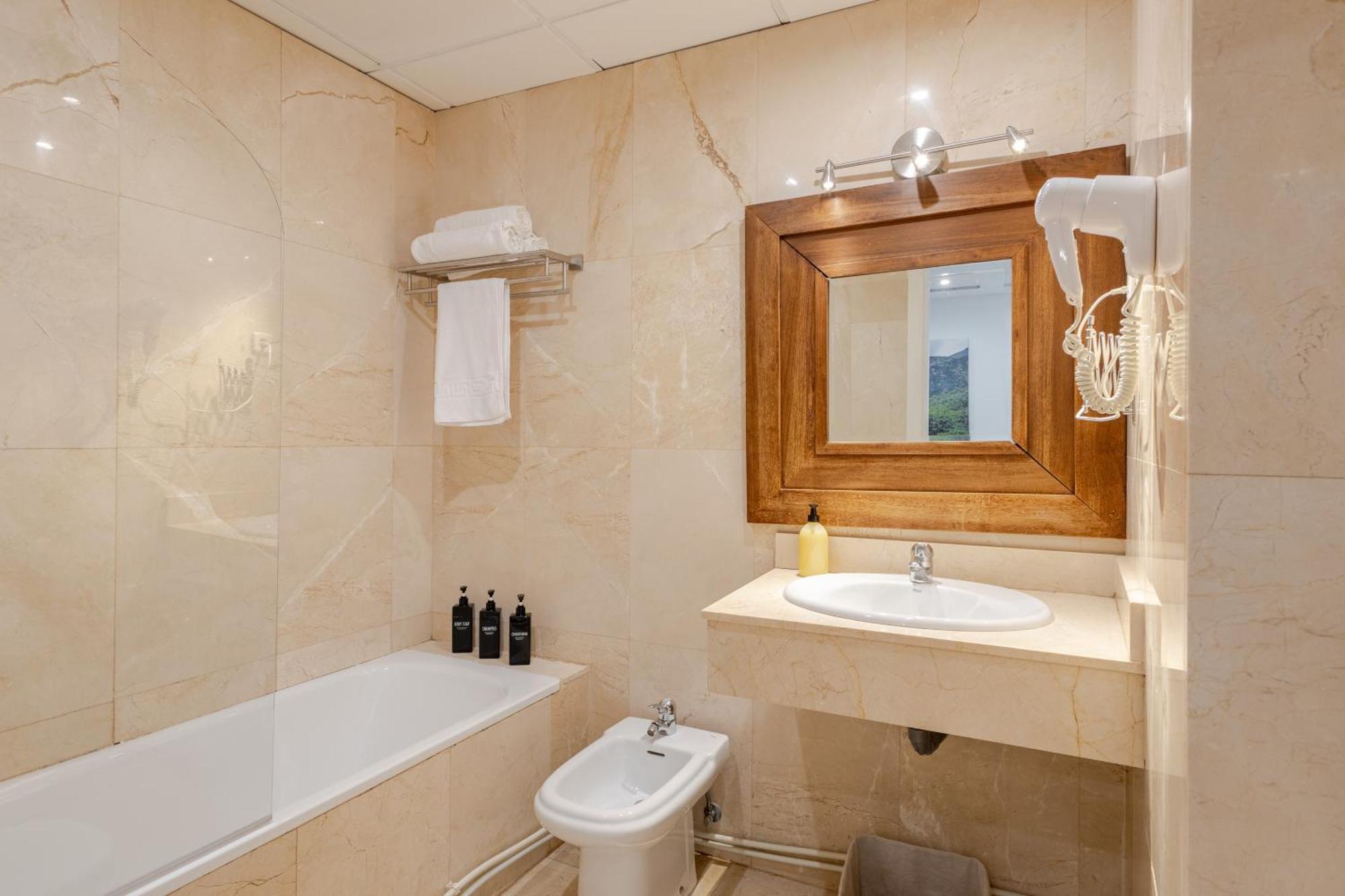 Mad Coco Aparts & Suites Centro Sol Madrid Dış mekan fotoğraf